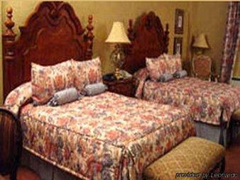 Hotel Acanthe - Billancourt 4*
