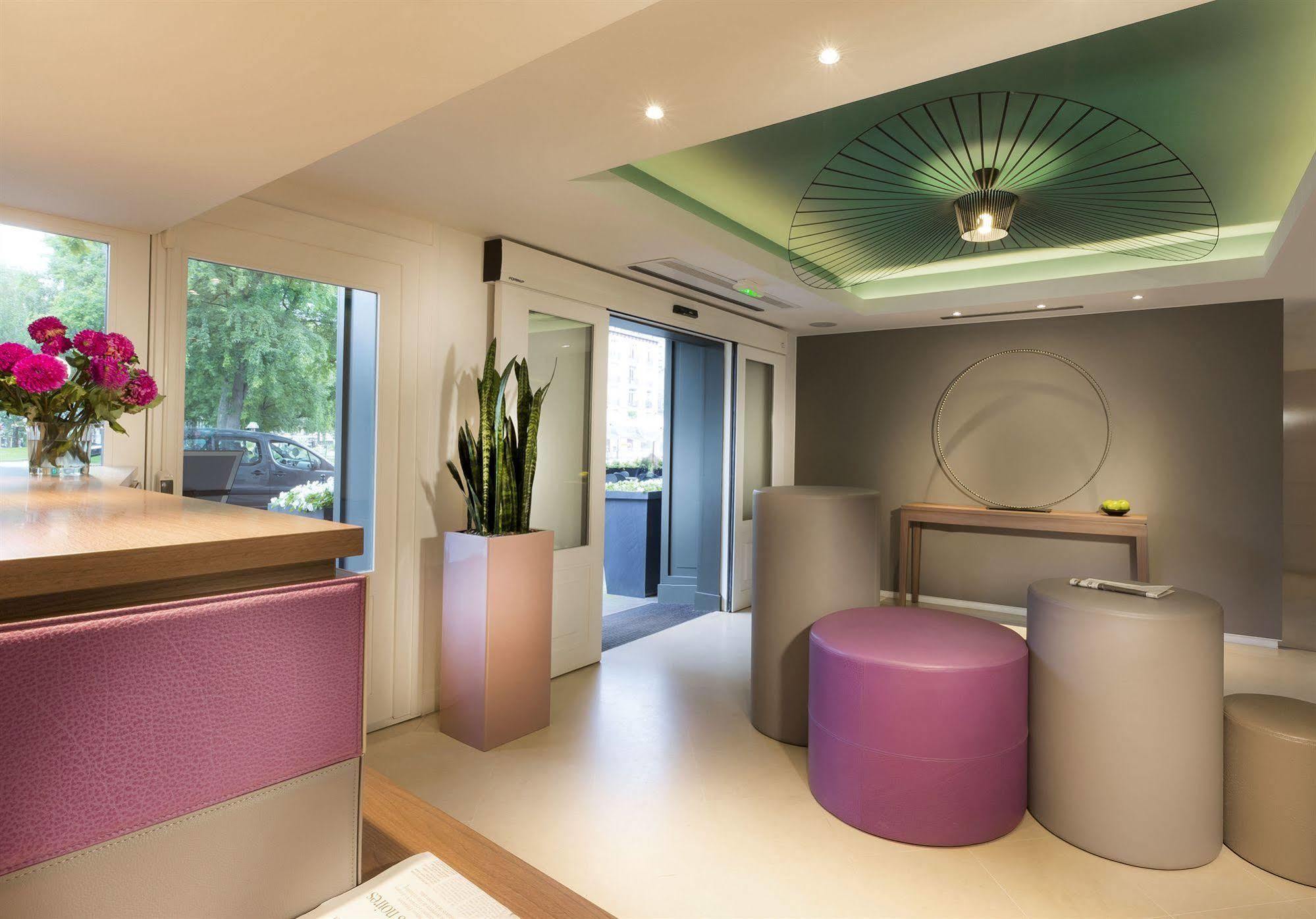 Acanthe - Billancourt Hotel 4*